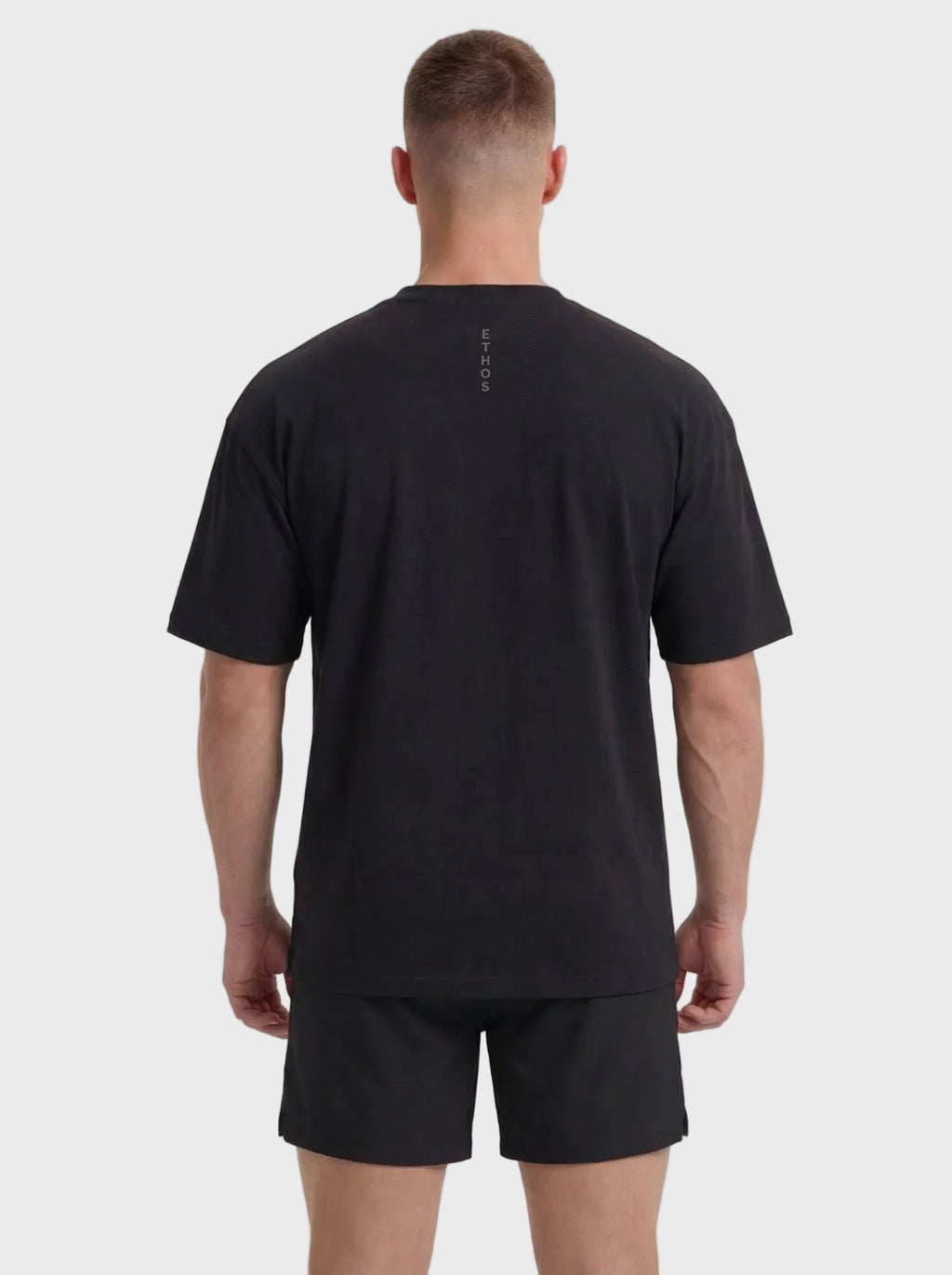 EQUINOX OVERSIZED TEE - BLACK