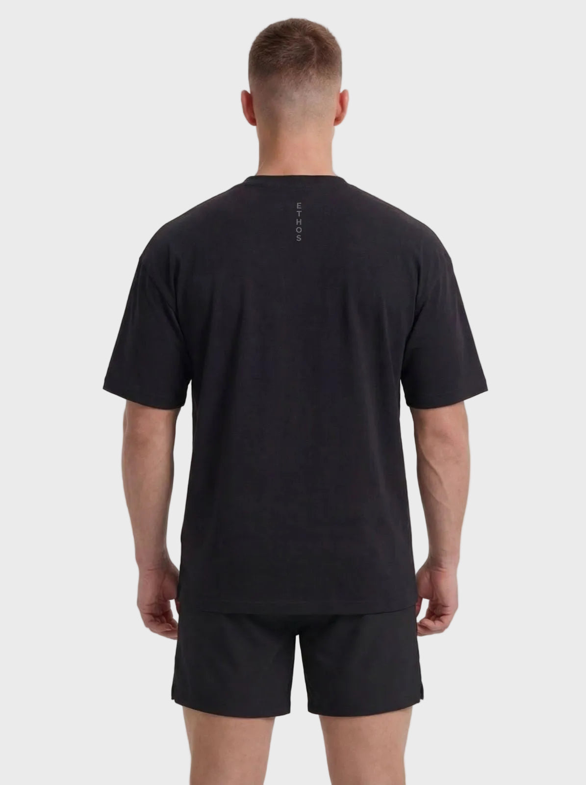 EQUINOX OVERSIZED TEE - BLACK
