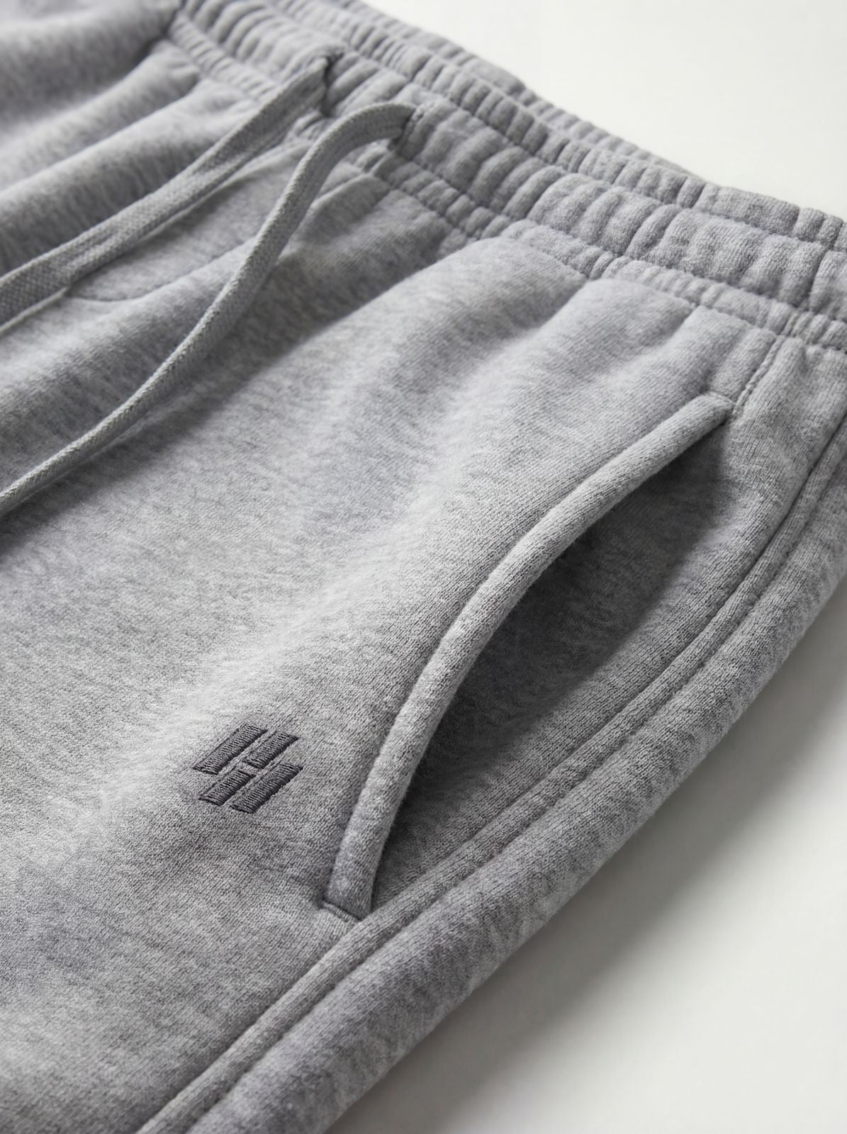 EQUINOX SWEATPANTS - GREY