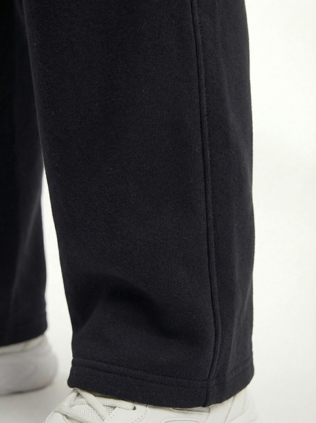 EQUINOX SWEATPANTS - BLACK